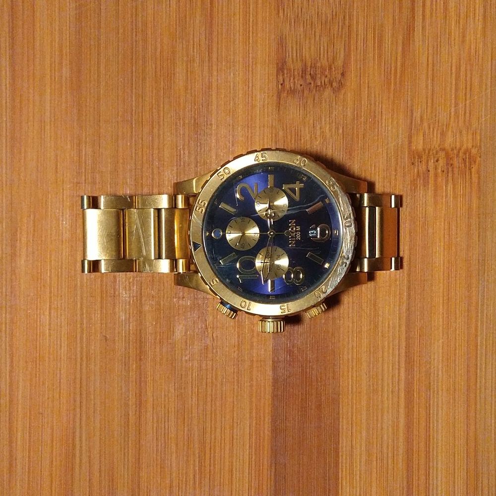 Gold Nixon *please read description carefully*